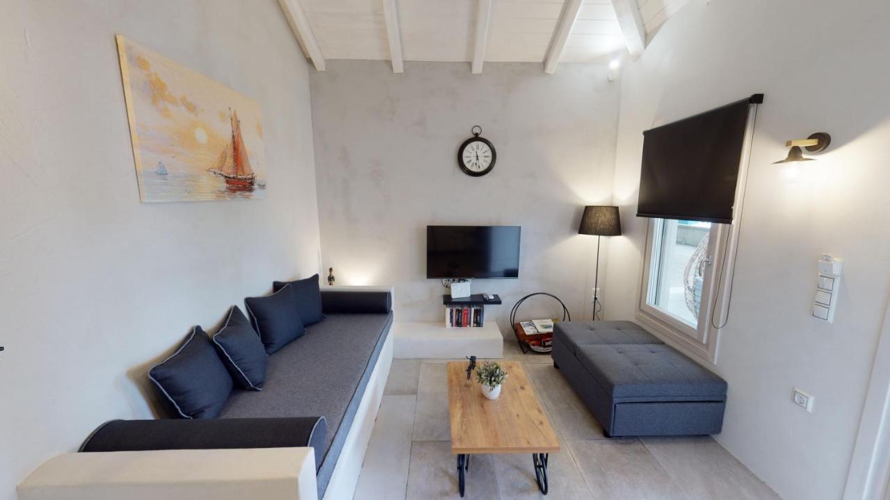 Yalos Luxury Home Agioi Saranta Dış mekan fotoğraf